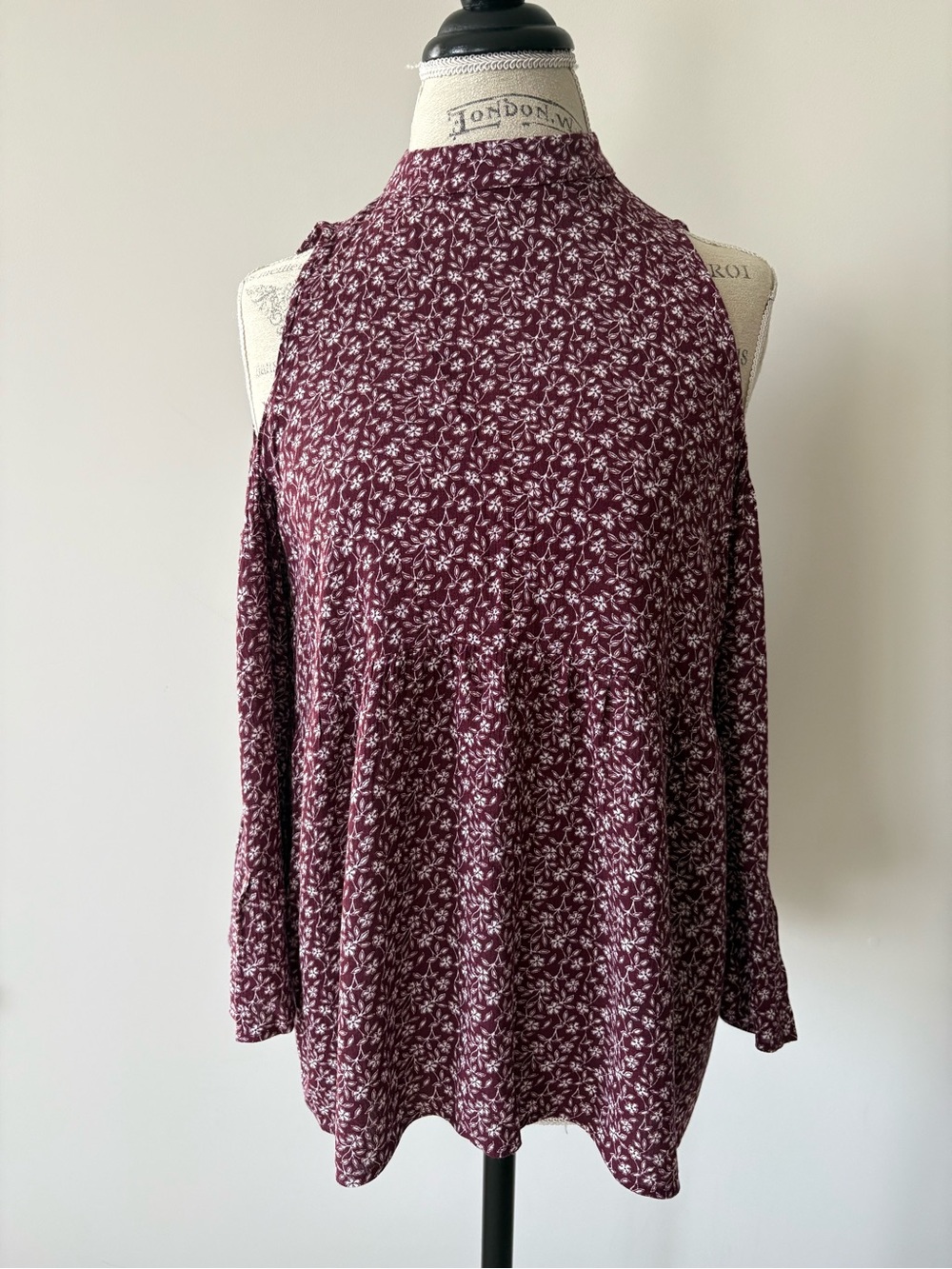 AEO Floral Print Shoulder-less Top